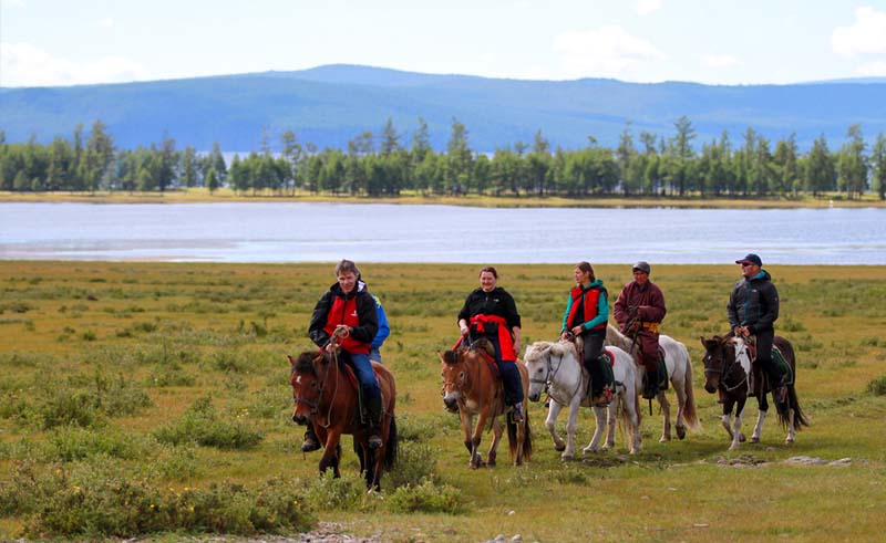 horse riding at khovsgol lake
